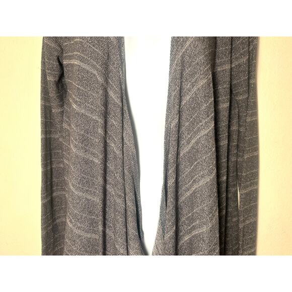 Volcom gray open-front cardigan with a blue-Gray striped pattern size small - Picture 13 of 13